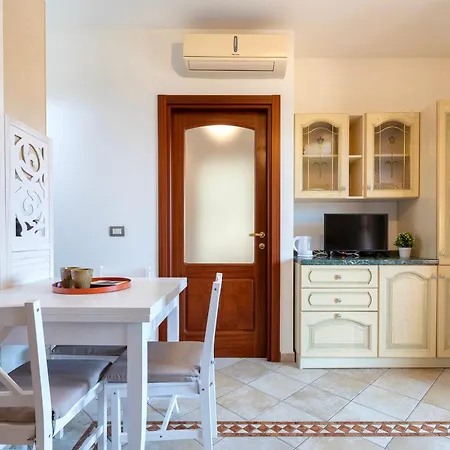 Διαμέρισμα Superior Elegante Terrazza & Parcheggio Privato - E Vicino Al Mare *